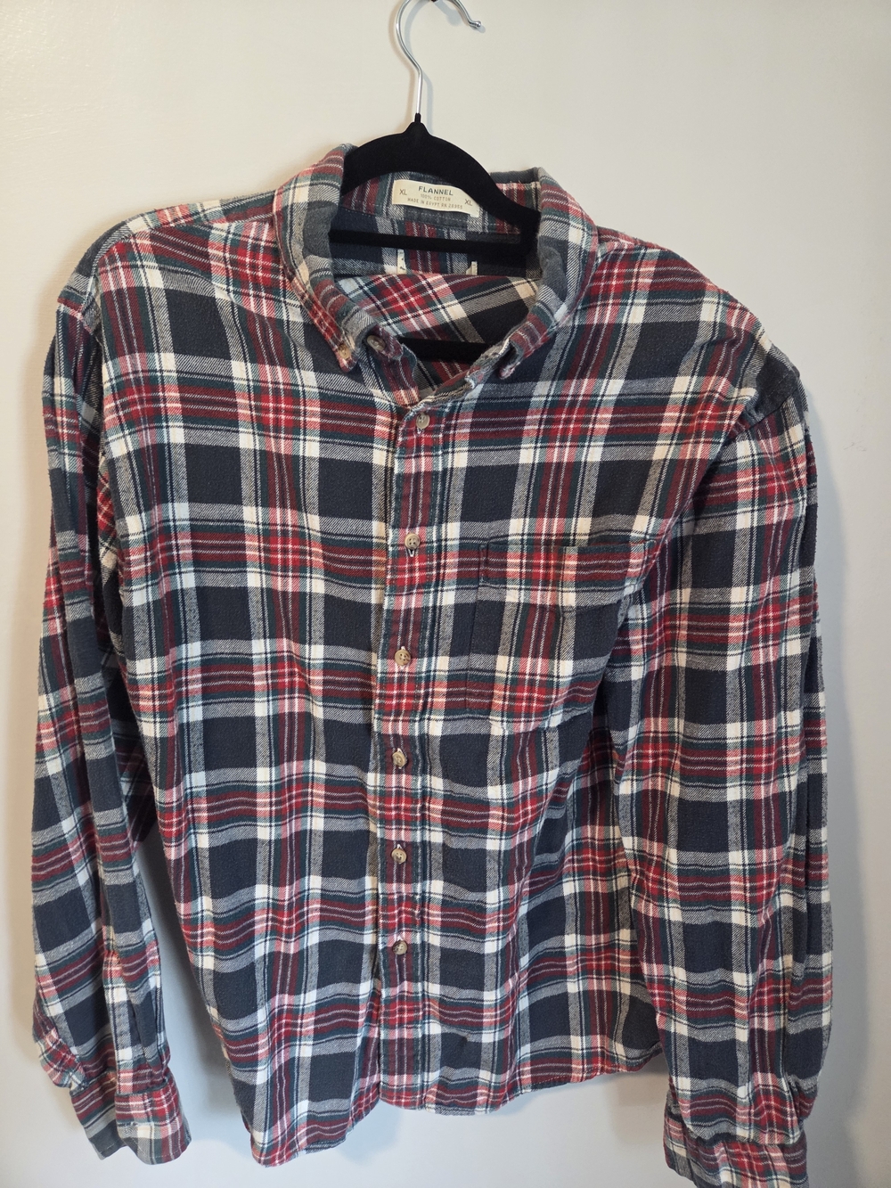 Classic Plaid Flannel Button-Down Shirt - Red & Navy
